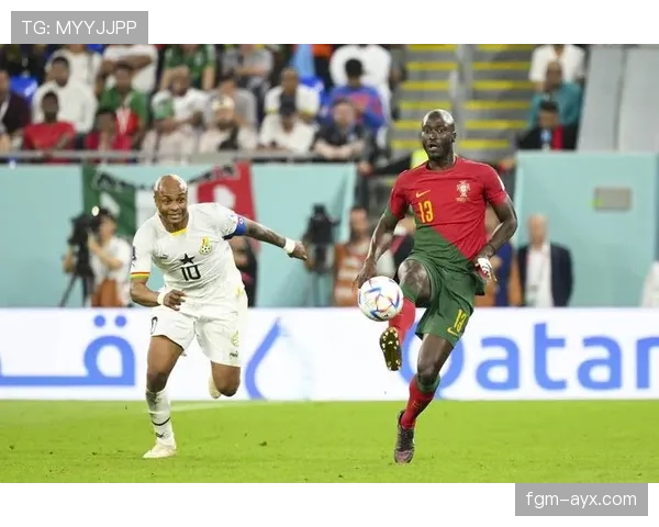 达尼洛中卫位置表现