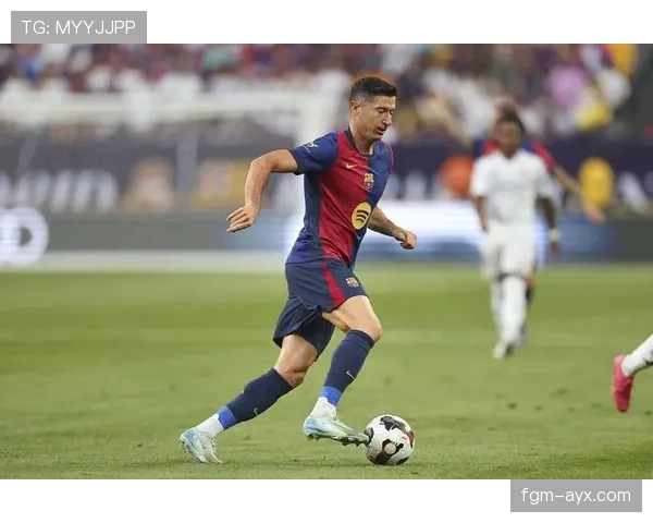 皇马看似稳定但控制力下滑，近期表现波动对赛季走势形成制约